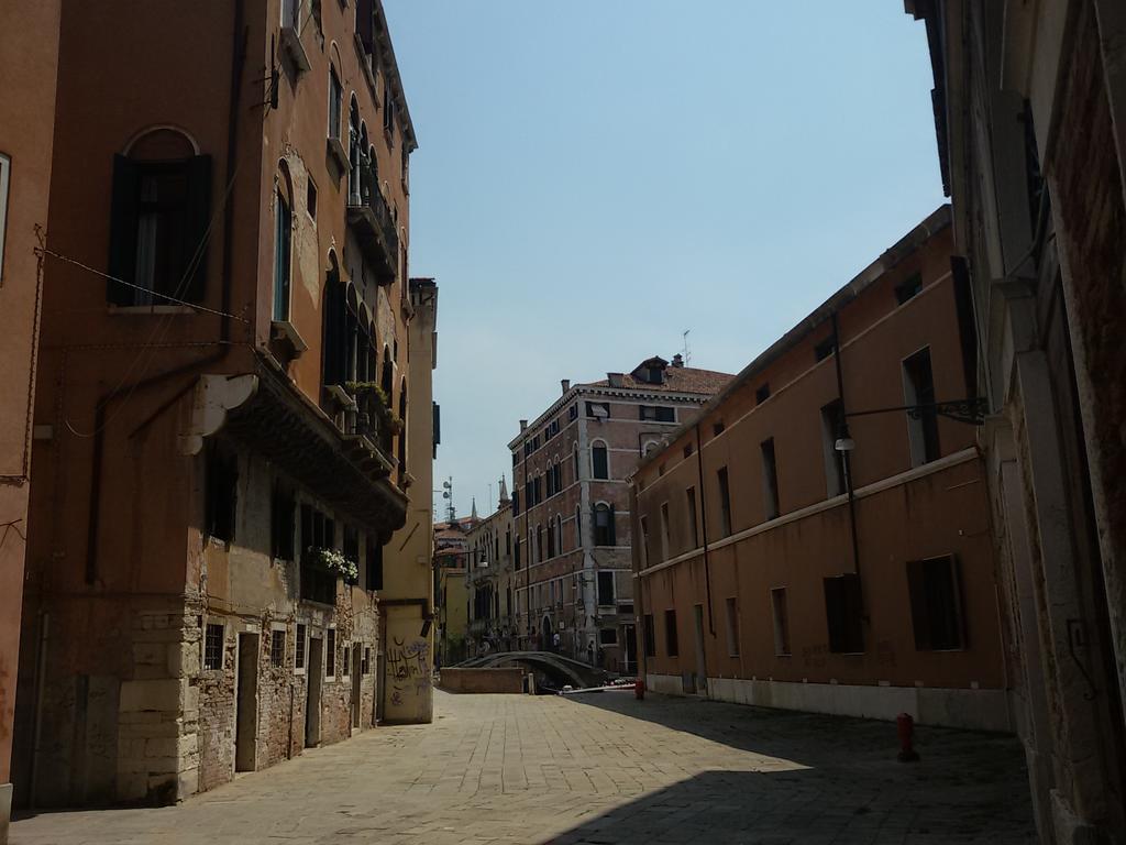 Ca' Badoer West Studio Venecia Exterior foto